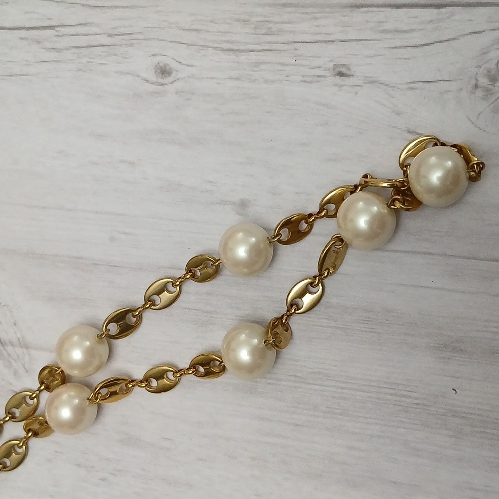 Carolee Single Strand Gold and White Pearl Necklace